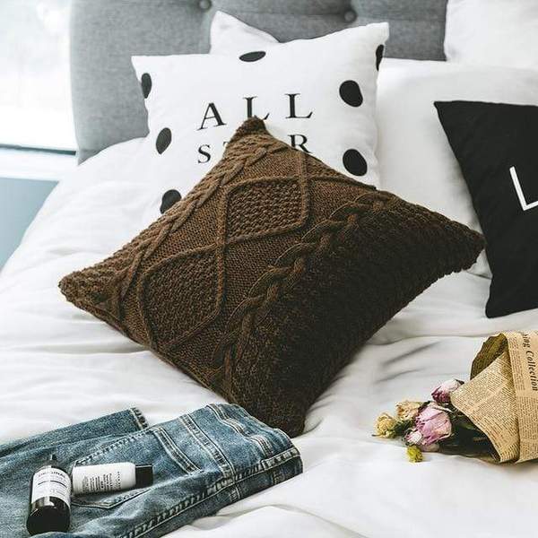 Diamond Pattern Pillow Cover